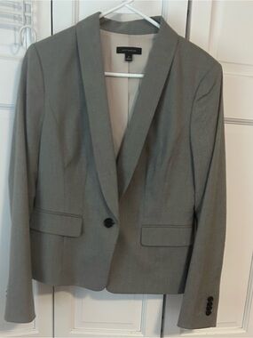 Ann Taylor Gray Single Button Shawl Collar Blazer Size 8
